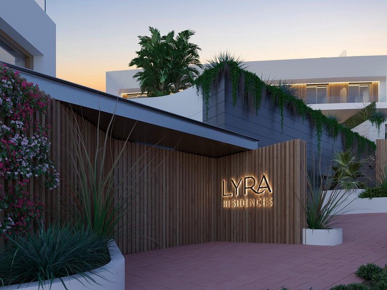 Villa for Sale in Estepona, Malaga 2