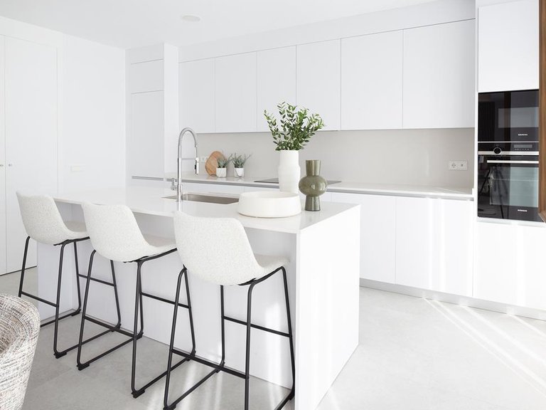 Penthouse for Sale in Marbella, Malaga 9