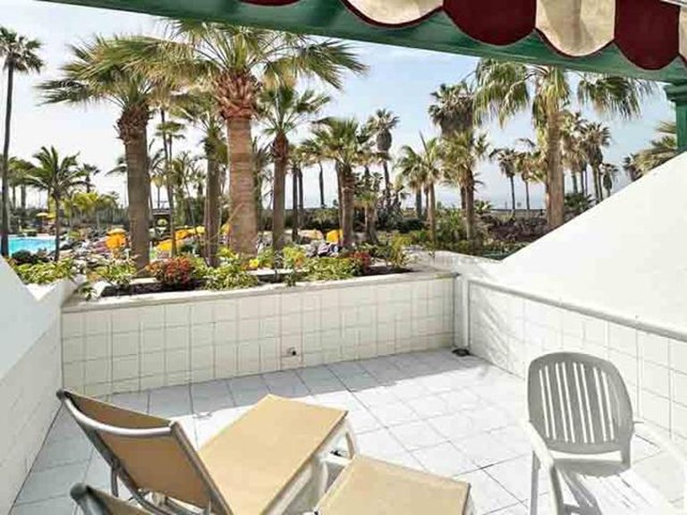 Apartment for Sale in Playa De Las Americas, Tenerife, España 2