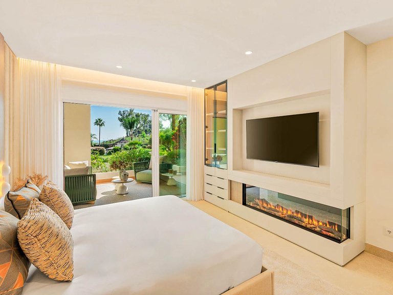 Apartment for Sale in Estepona, Malaga 15