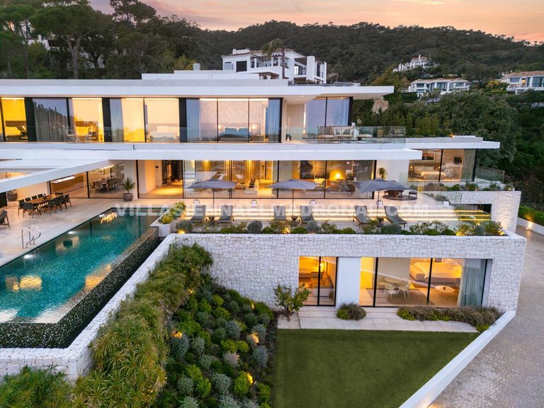 Villa for Sale in El Madroñal, Malaga 39