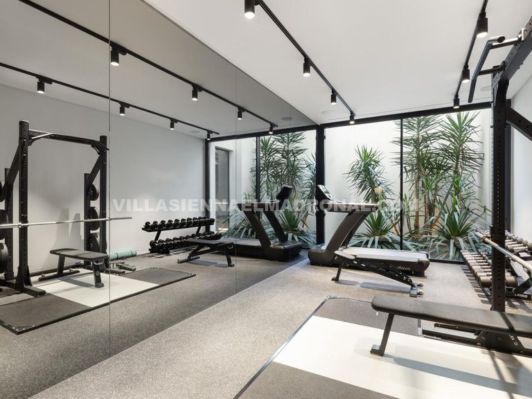 Villa for Sale in El Madroñal, Malaga 6