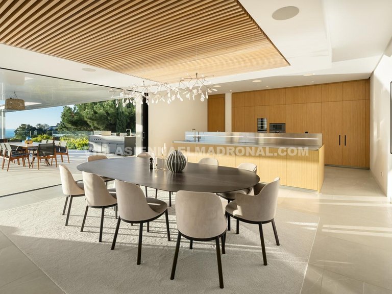 Villa for Sale in El Madroñal, Malaga 2