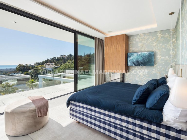 Villa for Sale in El Madroñal, Malaga 17