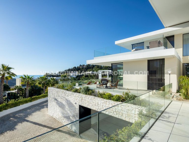 Villa for Sale in El Madroñal, Malaga 12