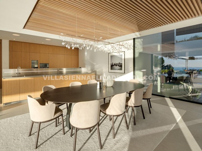 Villa for Sale in El Madroñal, Malaga 36