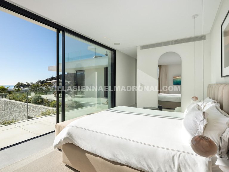 Villa for Sale in El Madroñal, Malaga 3