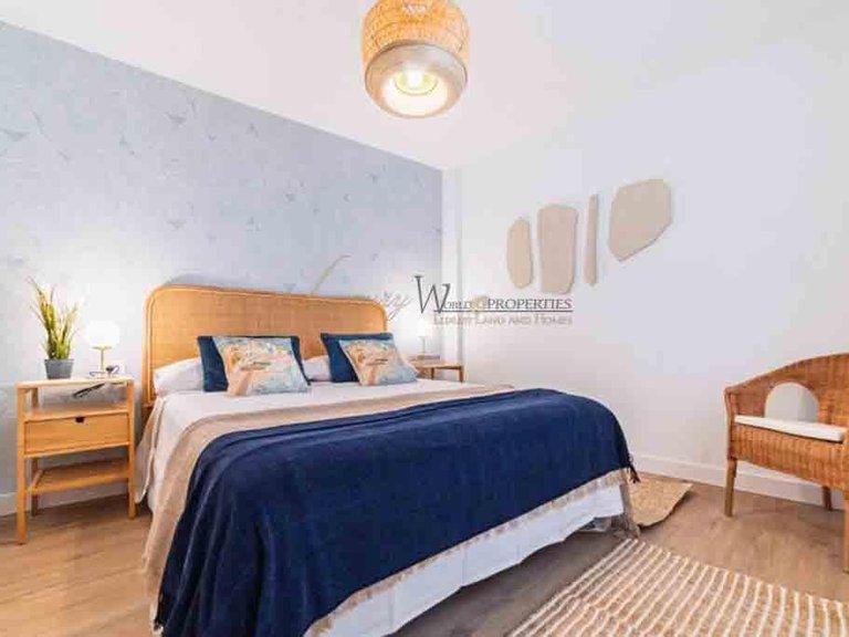 Apartment for Sale in El Medano, Tenerife, España 10