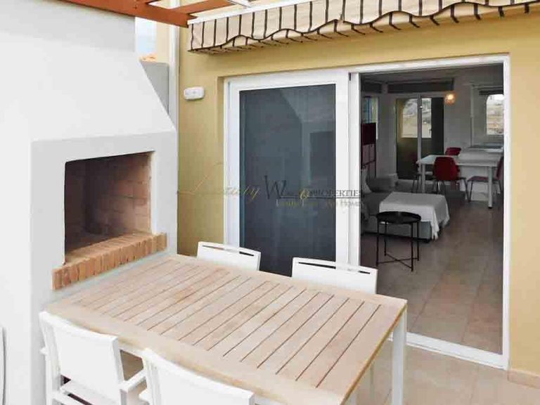 Apartment for Sale in La Caleta, Tenerife, España 4