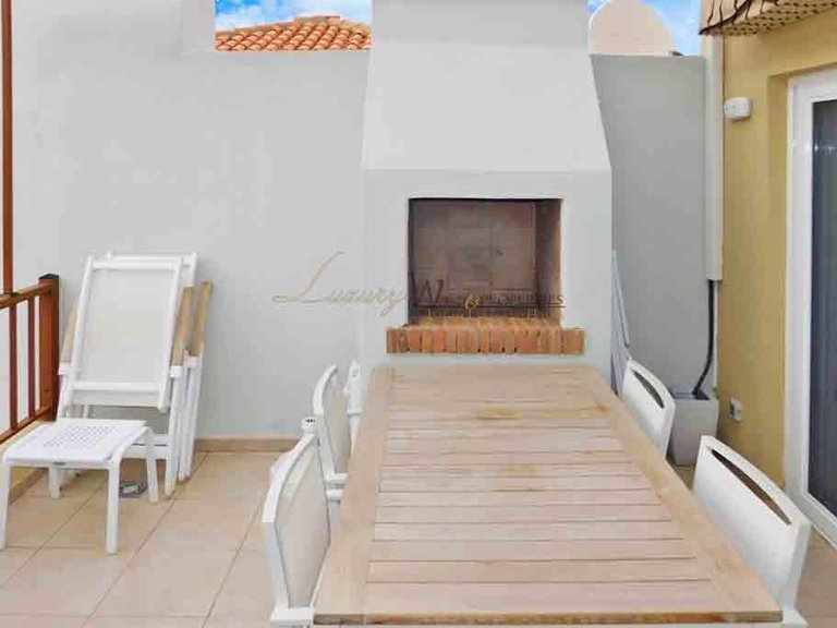 Apartment for Sale in La Caleta, Tenerife, España 3