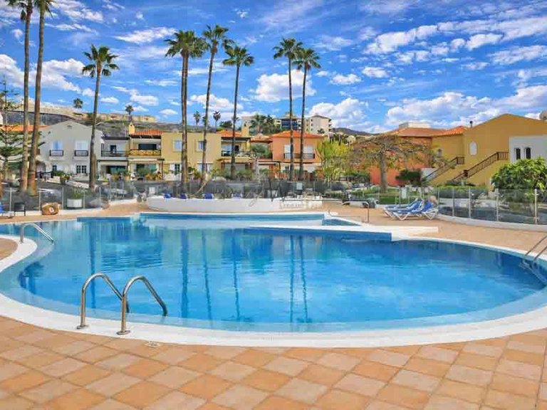 Apartment for Sale in La Caleta, Tenerife, España 14
