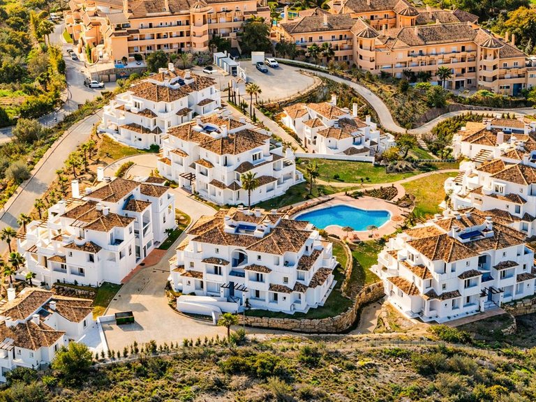 Apartment for Sale in Marbella, Malaga 12