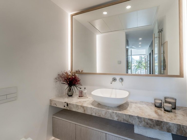 Villa for Sale in Marbella, Malaga 6