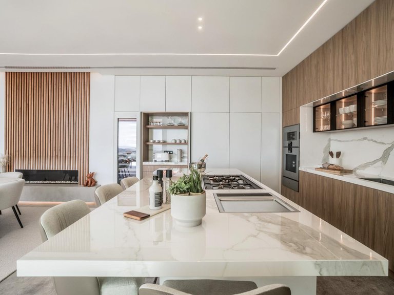 Villa for Sale in Marbella, Malaga 8