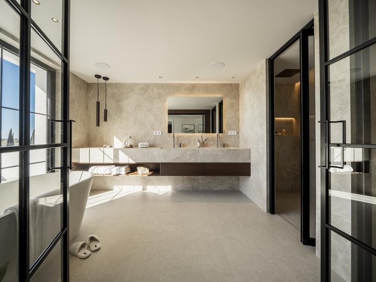 Villa for Sale in Marbella, Malaga 39