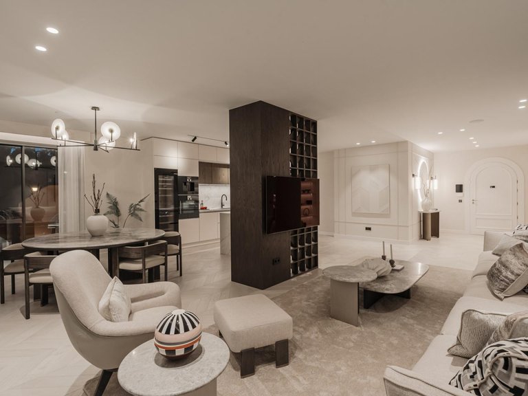 Apartment for Sale in Marbella, Malaga 10