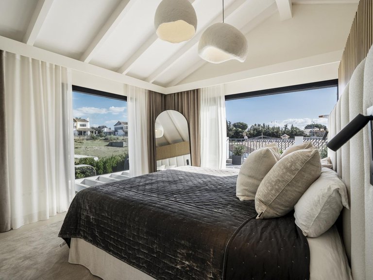 Villa for Sale in San Pedro Alcántara, Malaga 22