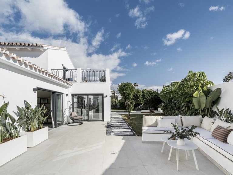 Villa for Sale in San Pedro Alcántara, Malaga 3