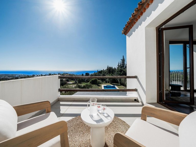 Villa for Sale in Estepona, Malaga 34