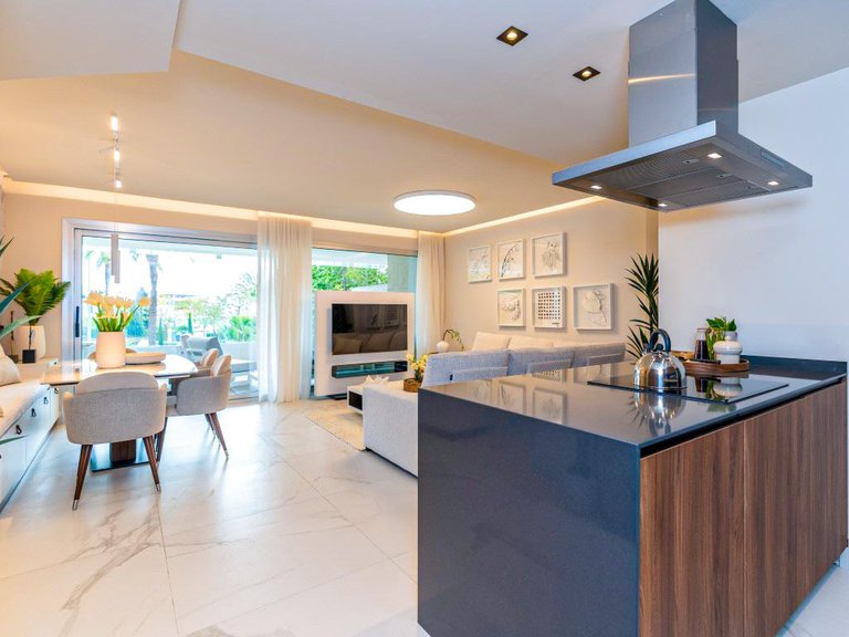 Penthouse for Sale in Marbella, Malaga 3