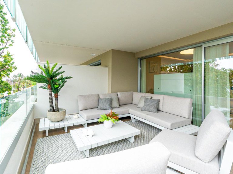 Penthouse for Sale in Marbella, Malaga 1