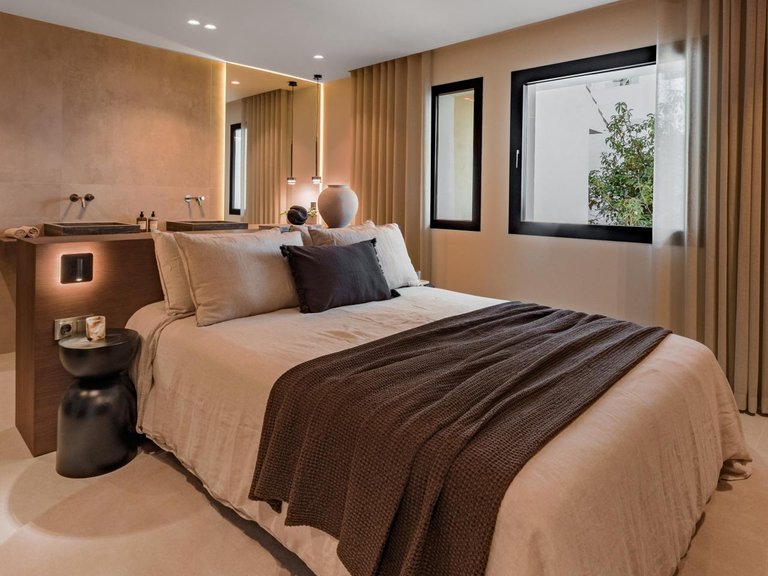 Villa for Sale in Marbella, Malaga 13