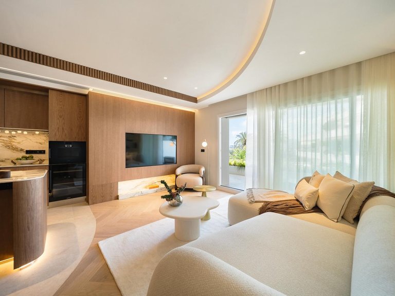 Villa for Sale in Marbella, Malaga 3