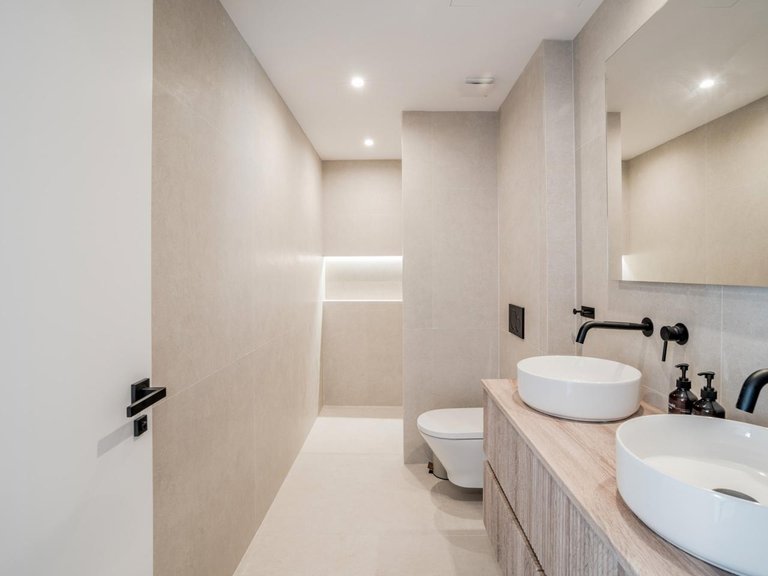 Apartment for Sale in Benahavís, Malaga 8