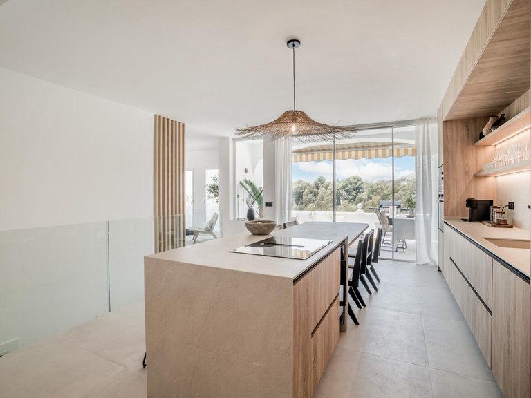 Apartment for Sale in Benahavís, Malaga 5