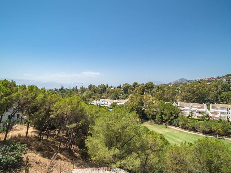 Apartment for Sale in Benahavís, Malaga 3