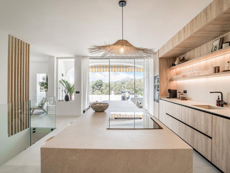 Apartment for Sale in Benahavís, Malaga 4