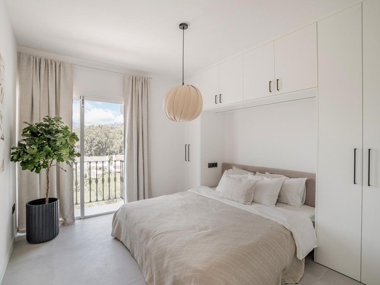 Apartment for Sale in Benahavís, Malaga 10