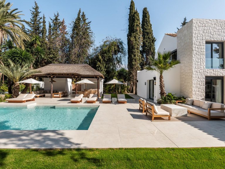Villa for Sale in Marbella, Malaga 29