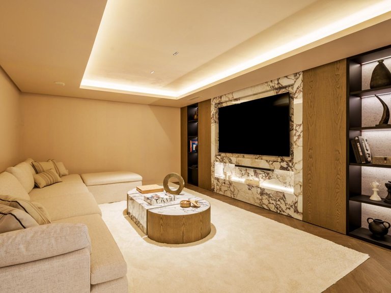 Villa for Sale in Marbella, Malaga 19