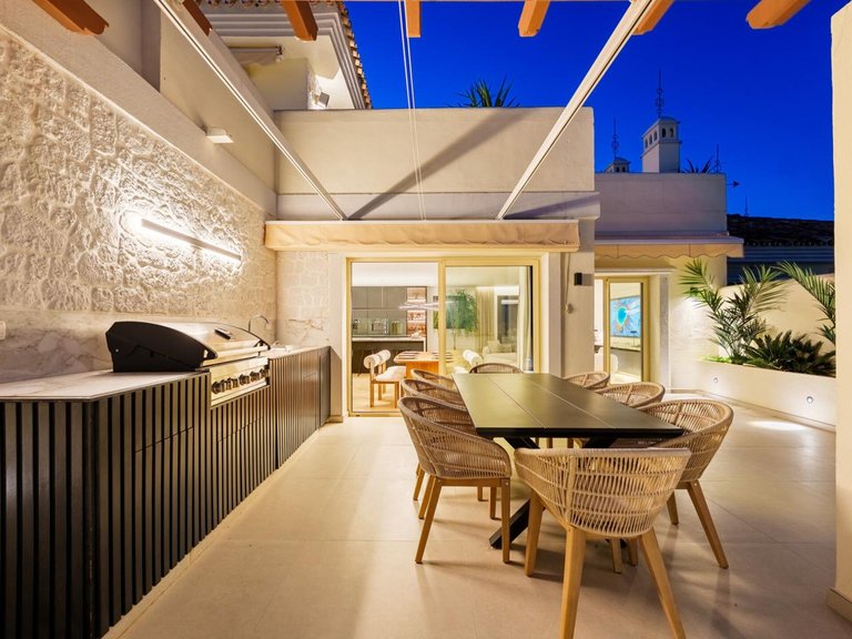 Penthouse for Sale in Marbella, Malaga 32