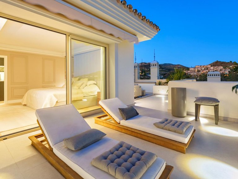 Penthouse for Sale in Marbella, Malaga 30