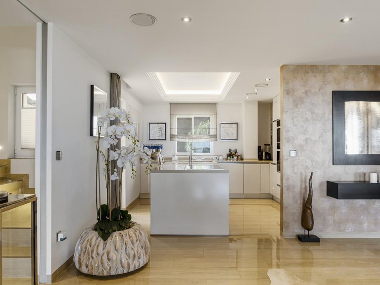 Penthouse for Sale in Benahavís, Malaga 46