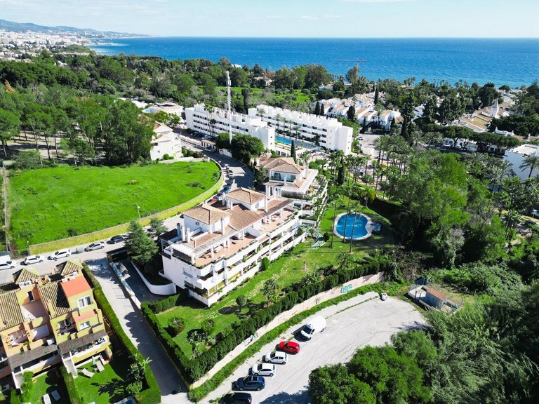 Apartment for Sale in Marbella, Malaga 1