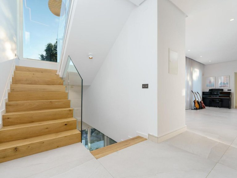 Villa for Sale in Marbella, Malaga 41