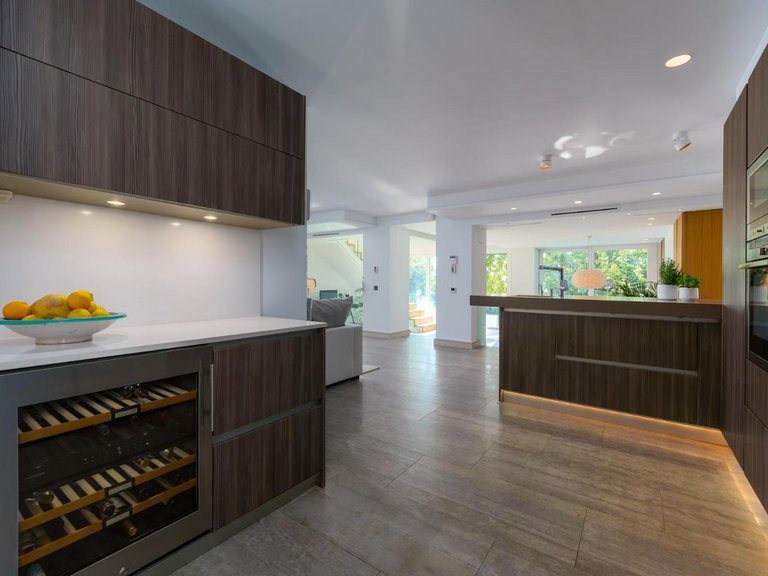 Villa for Sale in Marbella, Malaga 6