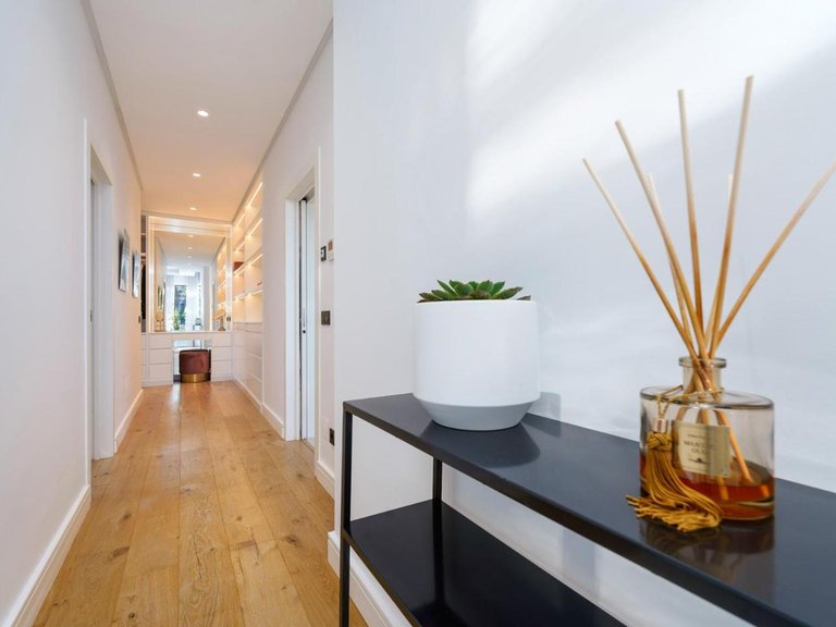 Villa for Sale in Marbella, Malaga 36