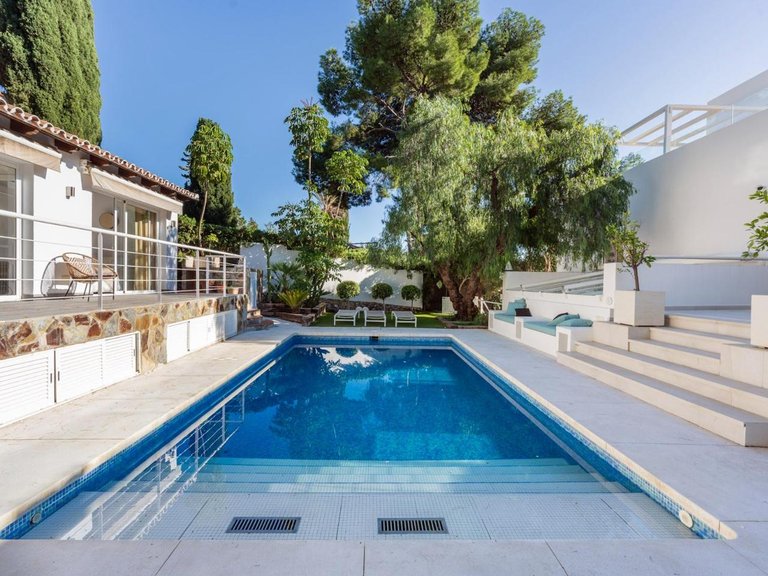 Villa for Sale in Marbella, Malaga 45