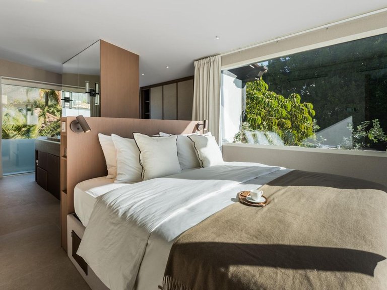 Villa for Sale in Marbella, Malaga 18