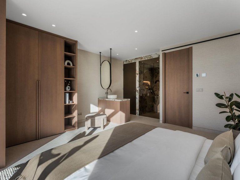 Villa for Sale in Marbella, Malaga 32