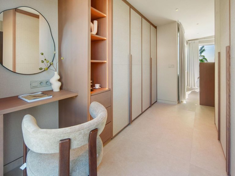 Villa for Sale in Marbella, Malaga 16