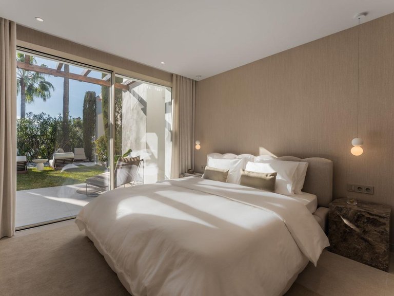 Villa for Sale in Marbella, Malaga 33