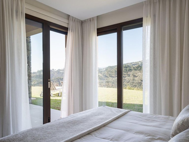 Apartment for Sale in Benahavís, Malaga 12