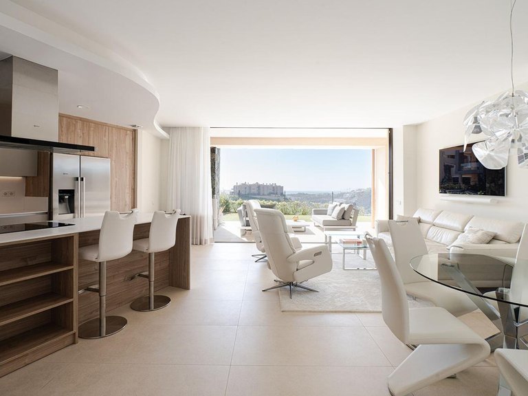Apartment for Sale in Benahavís, Malaga 11