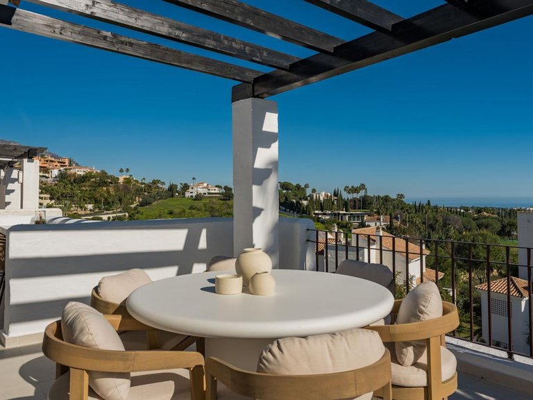 Penthouse for Sale in Marbella, Malaga 3