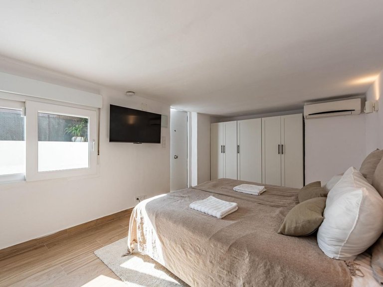 Villa for Sale in Marbella, Malaga 4